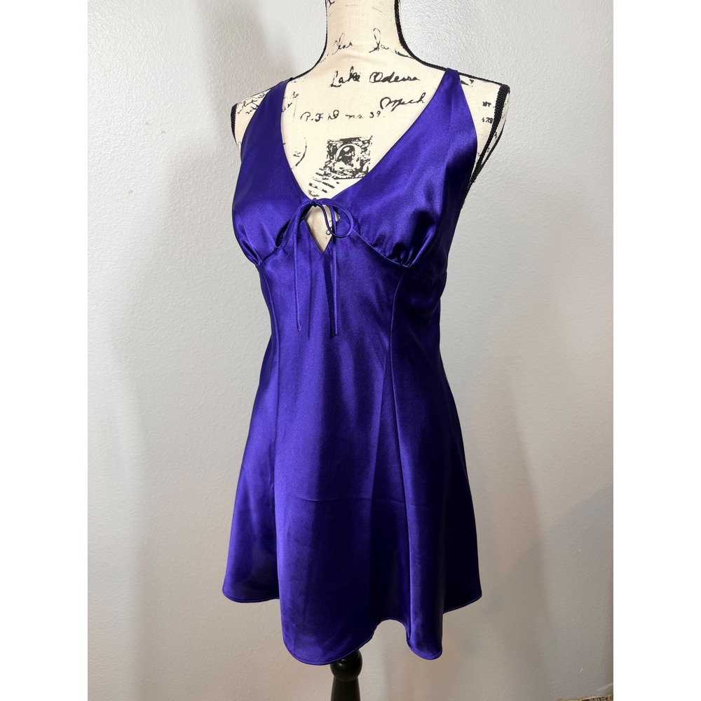Fredericks of Hollywood Slip Dress Women's L Purple‎ Satin Tie Front Chemise
